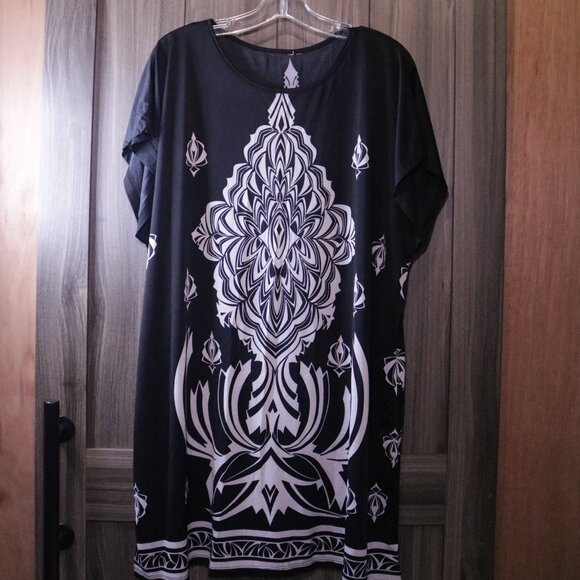 Bohemian short sleeve Tunic - Picture 1 of 4